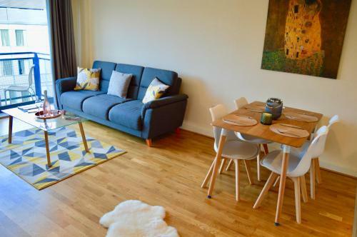 Amazing Two Bedroom Apartment - Lusso Management