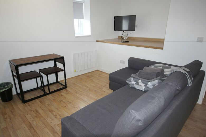 James House Apartments