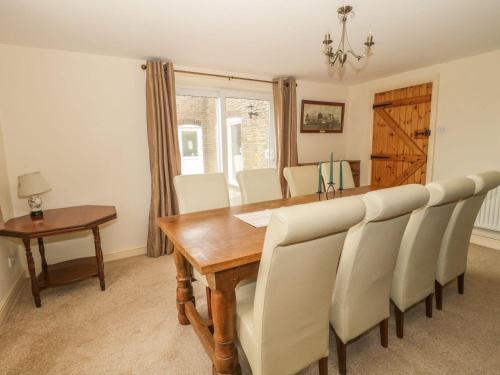 Brookfields, Sherborne