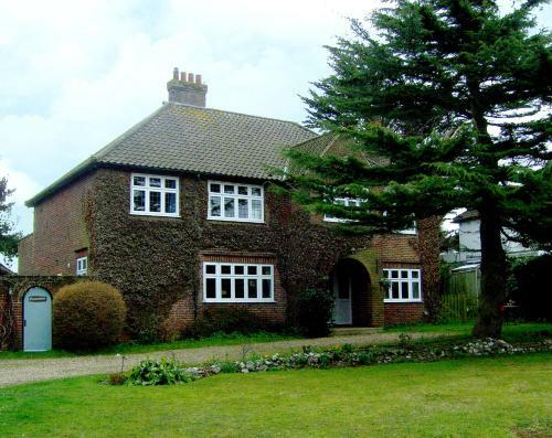 Picaroons Bed And Breakfast