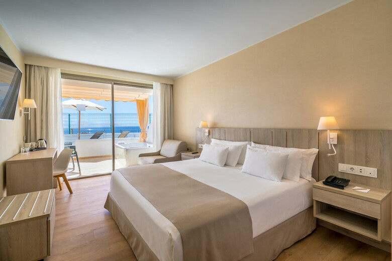 Hotel Barcel� Santiago - Adults Only