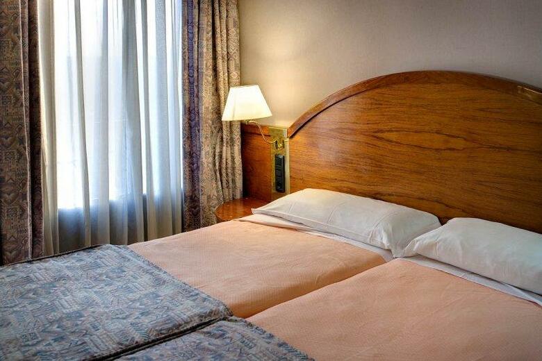 Hotel Reina Cristina