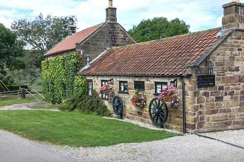 Bed & Breakfast Ann's Cottage And The Old Smithy
