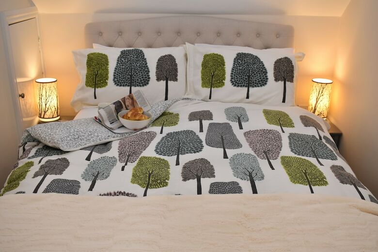 Curlew House