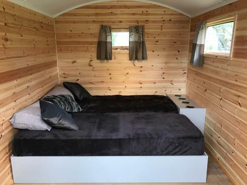 Orchard Hideaways