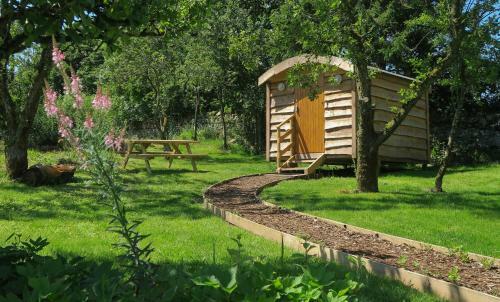 Orchard Hideaways