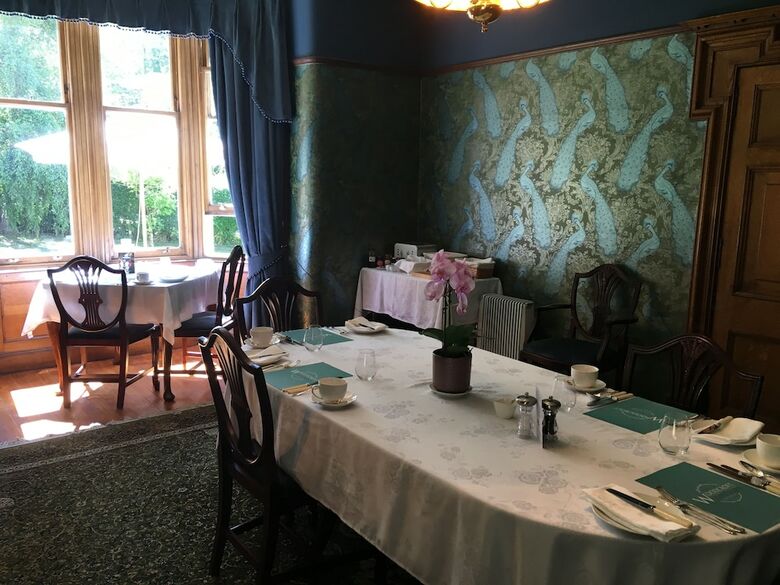 Hostal Woodcroft House