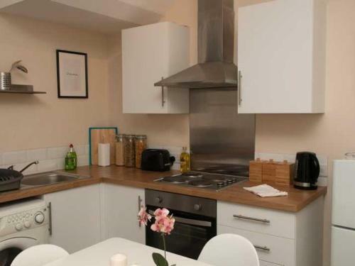 Allure City Apartment