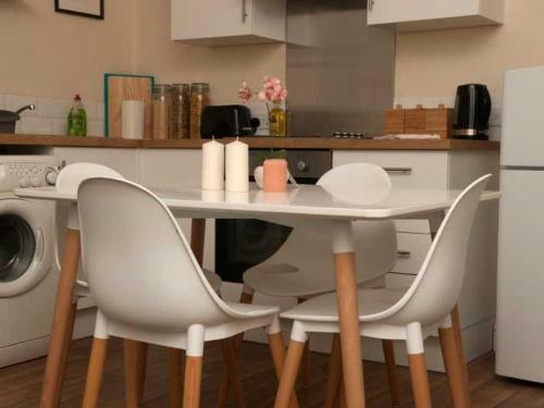 Allure City Apartment