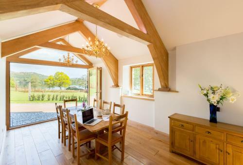 Waternook Lakeside Accommodation