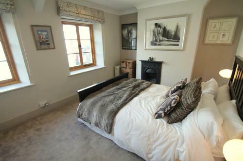 Honeysuckle Cottage