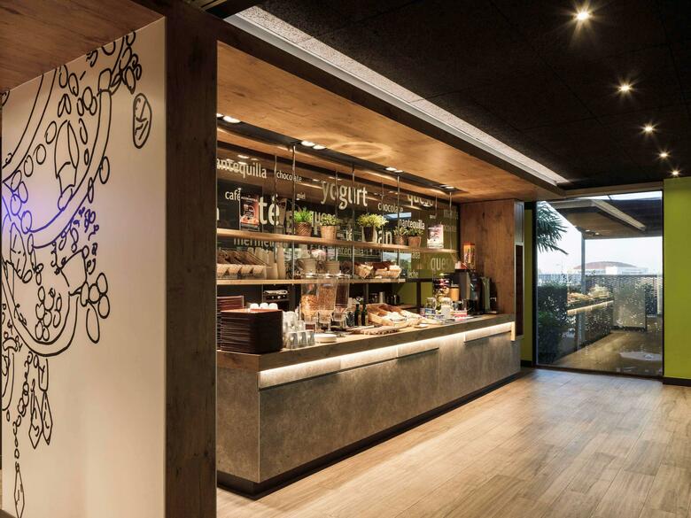 Hotel Ibis Budget M�laga Aeropuerto Avenida de Velazquez