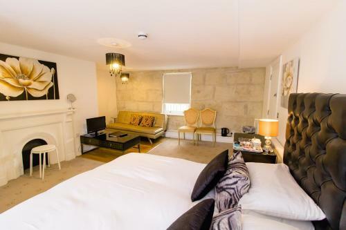 Hostal Thirtyfive B&B