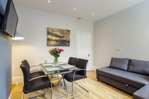 Orchard Garden Apartment