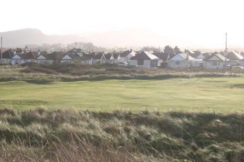 Beach Links