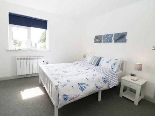 21 Llwyn Gwalch Estate, Pwllheli