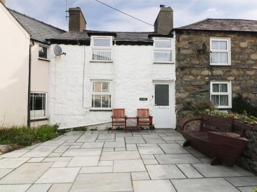 Ty Clyd, Pwllheli