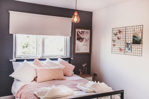 Apartamento Contractor Accommodation, 4 Bed House, Free Parking