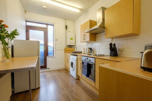 City Road Apartments