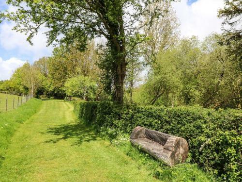 Chilvery Farm Cottage, Okehampton