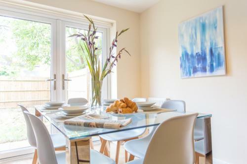 Razia Apartments