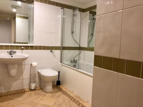 Quarters - St Thomas Street Apartment