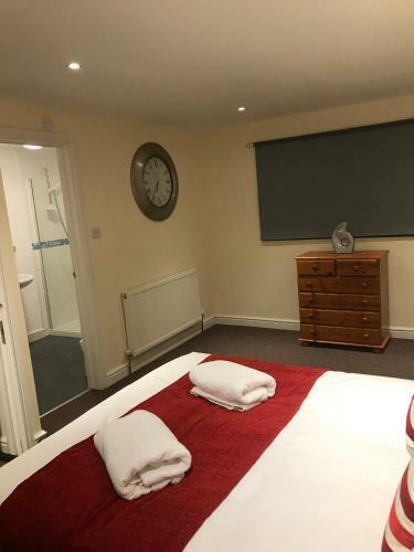 Holyoake Lodge