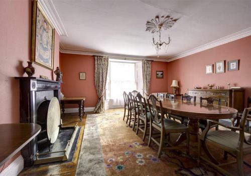 Apartamento Clynderwen House