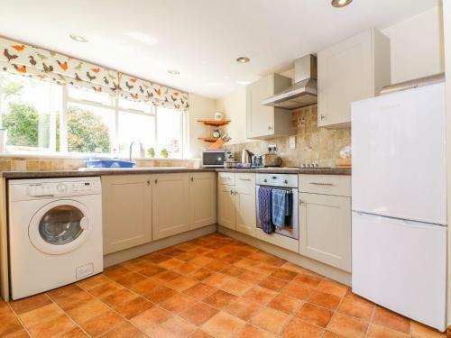Henmarsh Cottage, Moreton In Marsh