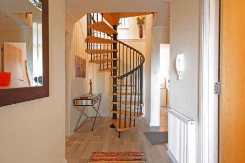 Fairway Apartment