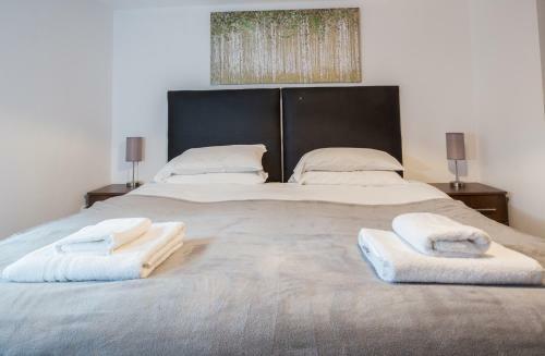 Holmes & Hunters - Bentinck Road Apartments