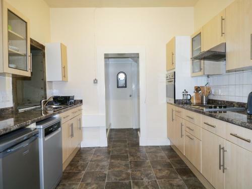 The Beehive, Newtonmore