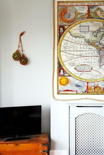 Captain's Quarters
