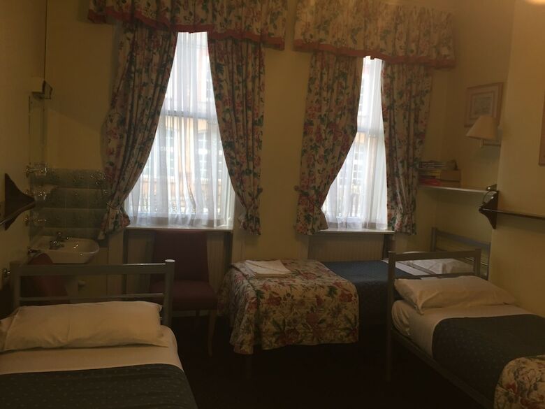 Bed & Breakfast Albany Hotel