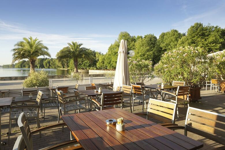 Hotel Courtyard By Marriott Hannover Maschsee