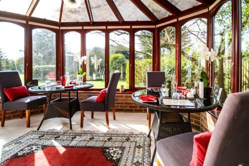 Bed & Breakfast Harvest House B & B