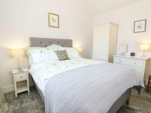 Fern Cottage Lynway Holiday Home
