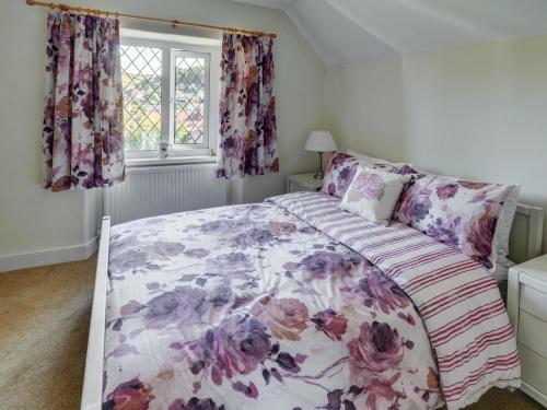 Quaint Cottage In Lynton Near The Beach