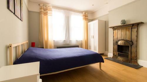 Hostal Siems House