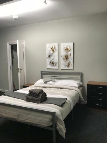 Old Trafford Apartment