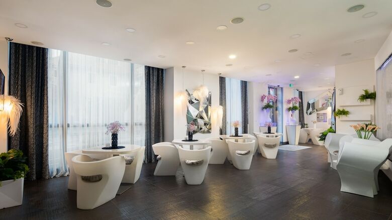 Hotel Luxe