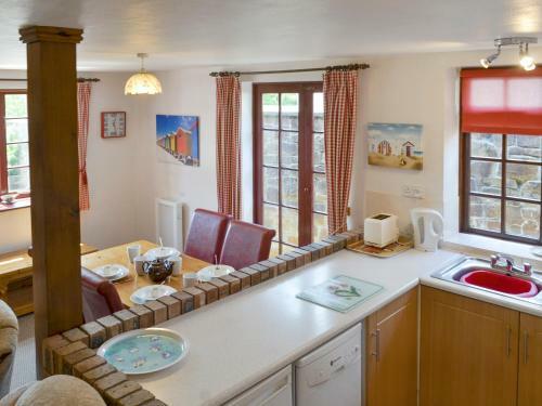 Torqvol Cottage