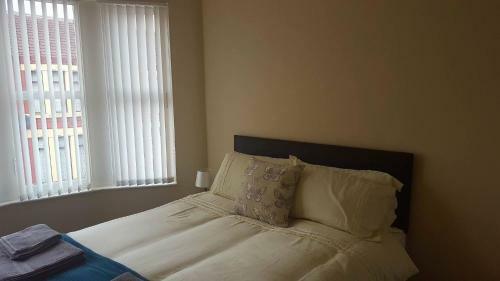 Hostal Liverpool Gidlow House Sleeps 8