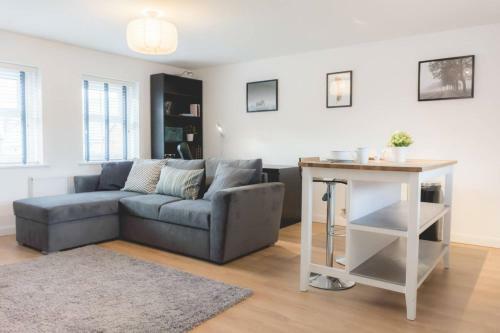 Vauxhall Apartment