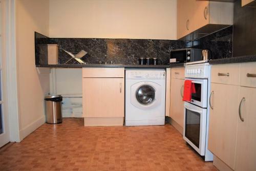 Kelpies Serviced Apartments - Callum