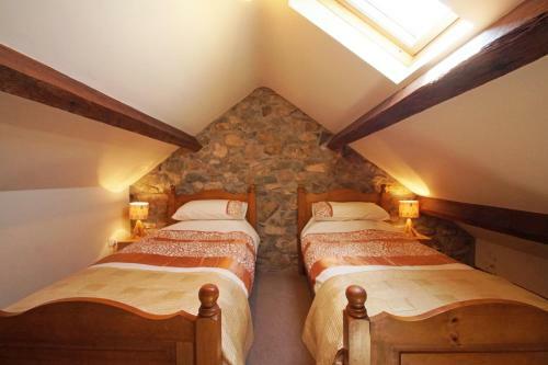 Bythynnod Lleuddad Cottages