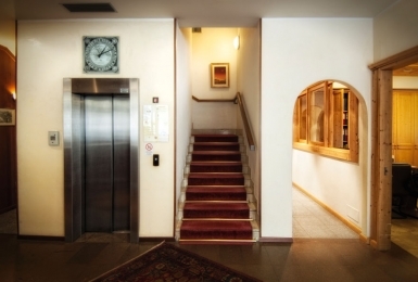 Hotel Everest