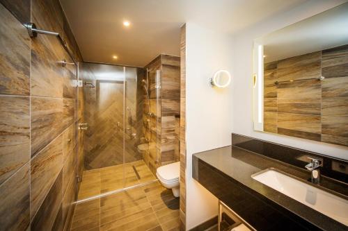 Hotel Doubletree By Hilton London Kingston Upon Thames