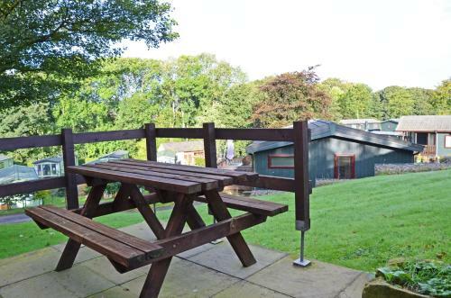 Woodclose Park