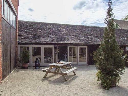 The Dairy, Lechlade